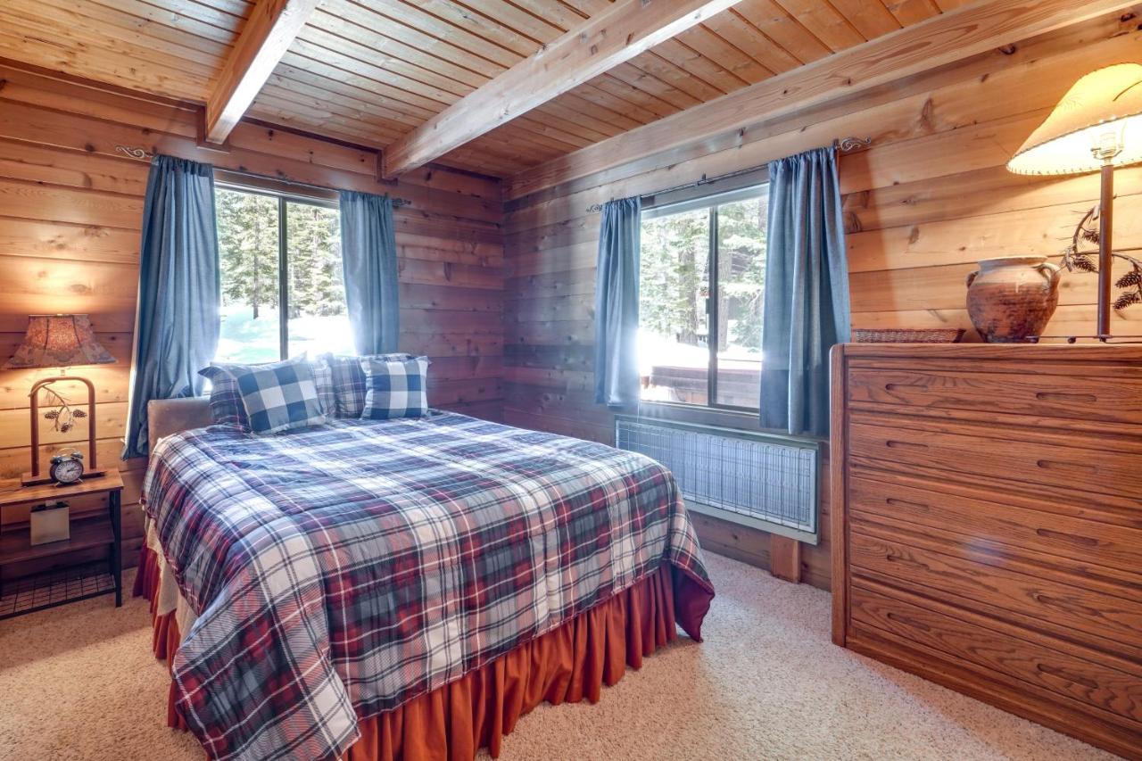 One Moose Lodge Tahoe Donner Vacation Rental! Траки Экстерьер фото